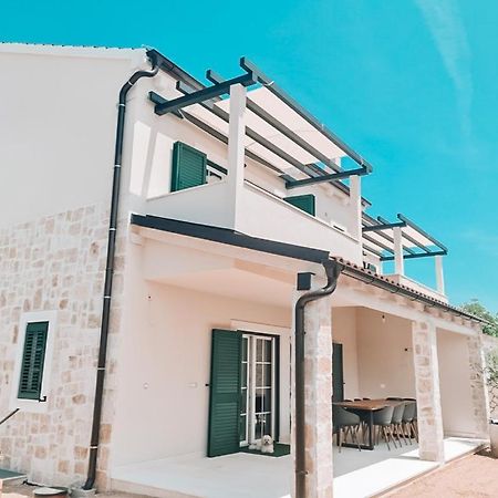 Stone House Jezera Apartment Ngoại thất bức ảnh