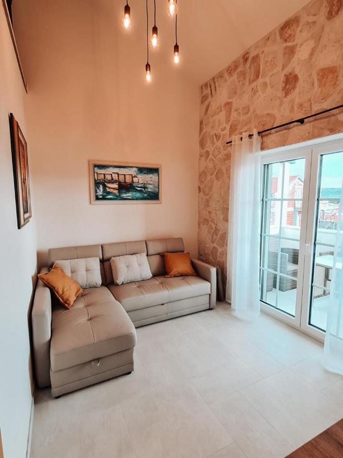 Stone House Jezera Apartment Ngoại thất bức ảnh